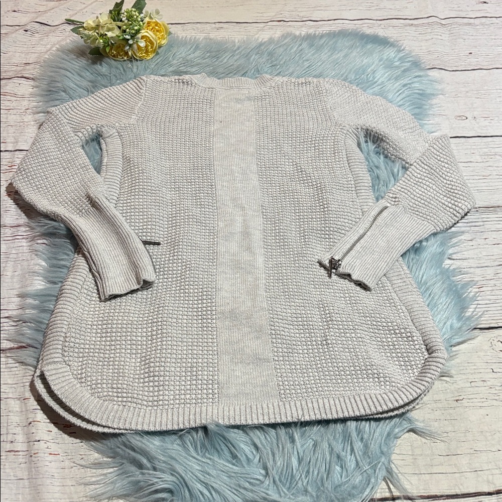 Cynthia Rowley Light Gray Waffle Knit Wrist Zipper Sweater sz XS - Picture 8 of 8